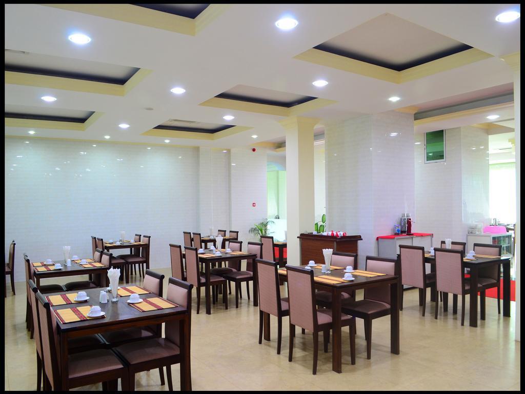 Myat Nan Yone Hotel Naypyidaw Zewnętrze zdjęcie