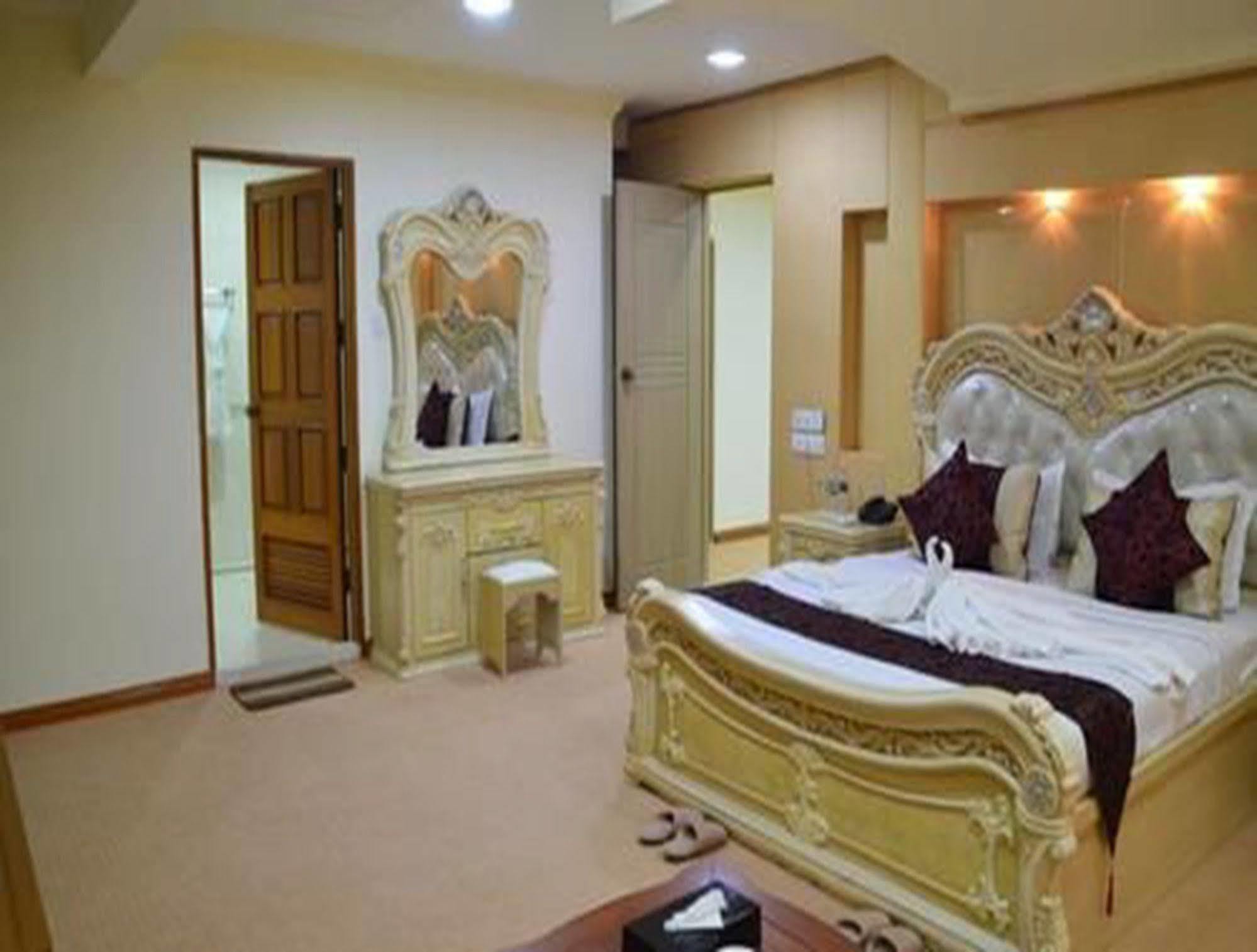 Myat Nan Yone Hotel Naypyidaw Zewnętrze zdjęcie